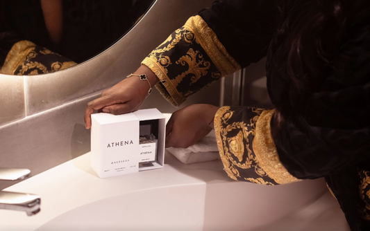 What Makes a Perfume Smell Expensive?